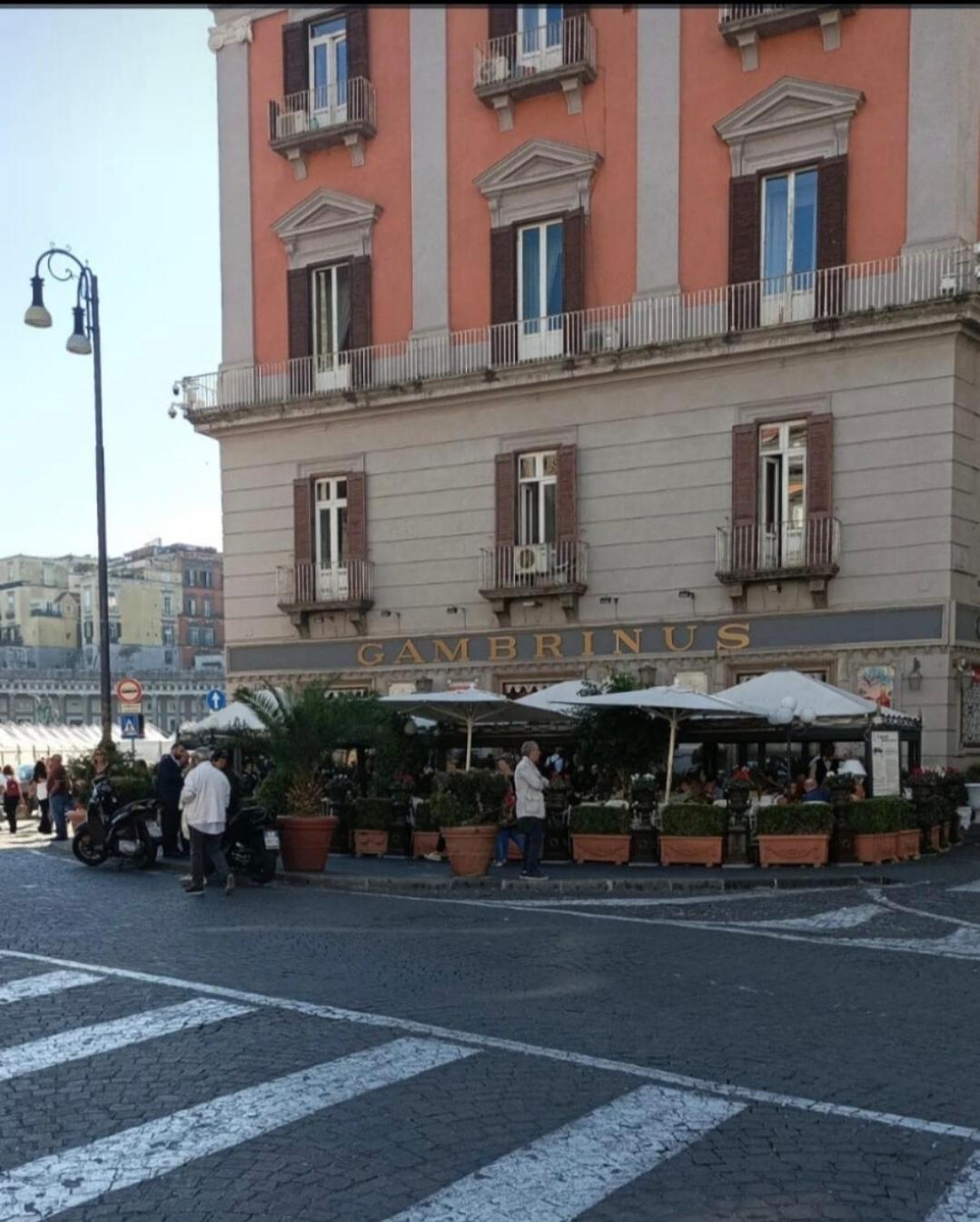Nunzia'S House Napoli Apartment Екстериор снимка