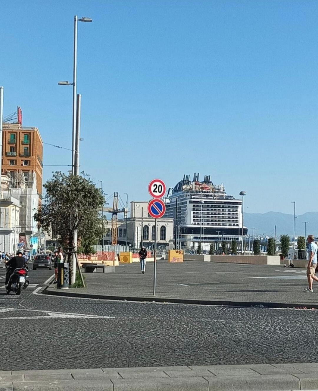 Nunzia'S House Napoli Apartment Екстериор снимка